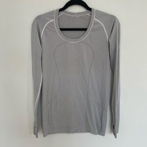 Lululemon White Black Striped Swiftly Tech Long Sleeve 10